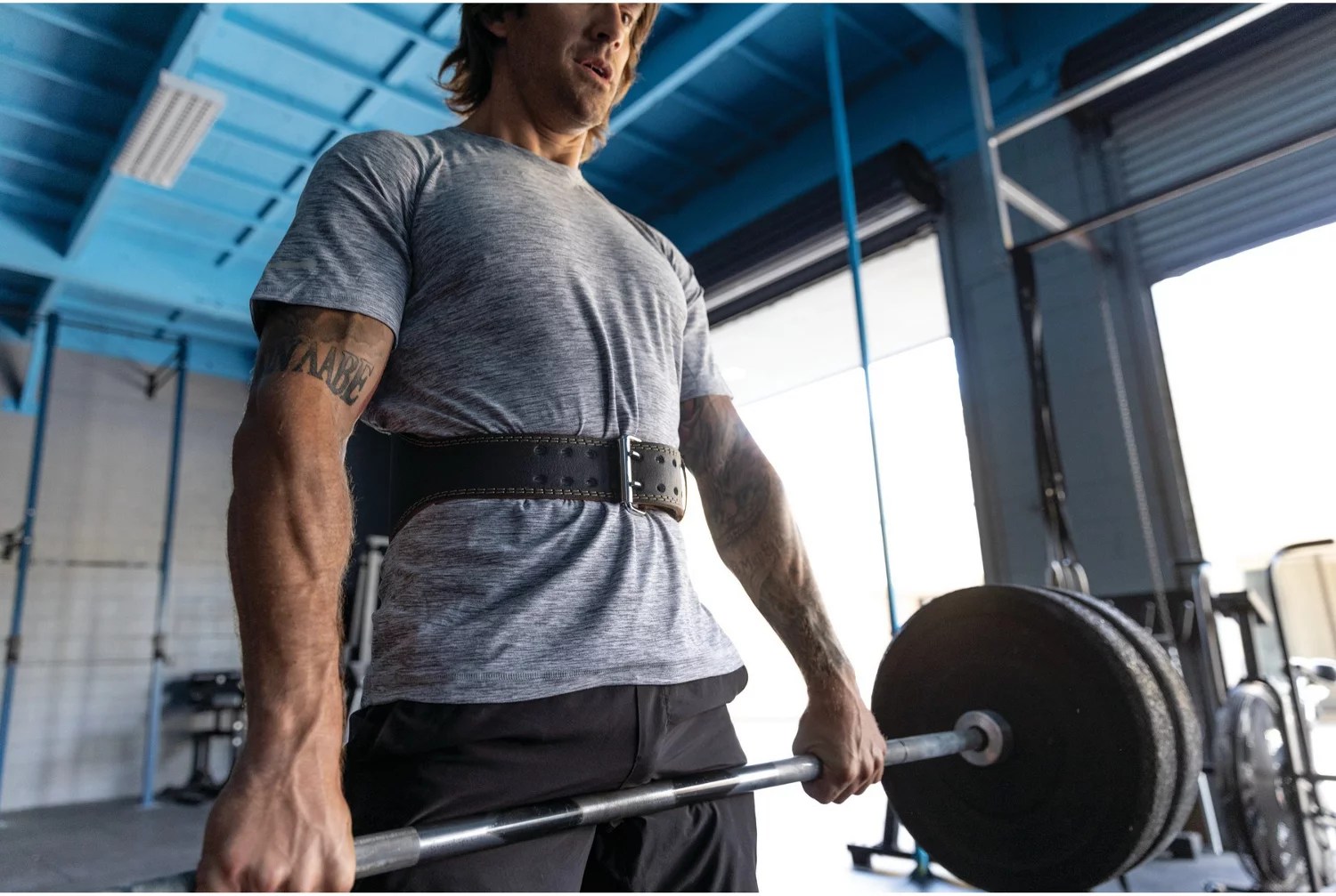 Harbinger 6" Padded Leather Weight Lifting Belt Academy