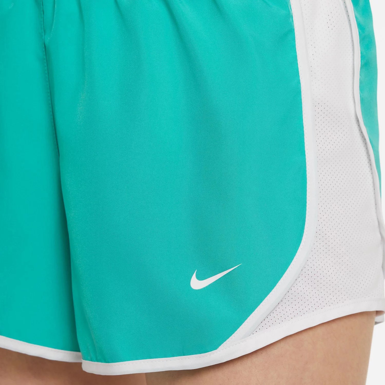 Nike Girls' Dry Tempo Shorts Academy