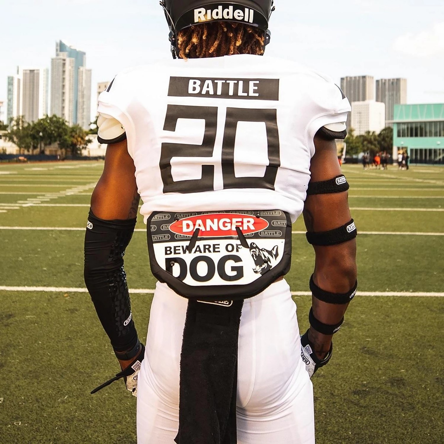 Battle Men's Beware of Dog Football Back Plate Academy