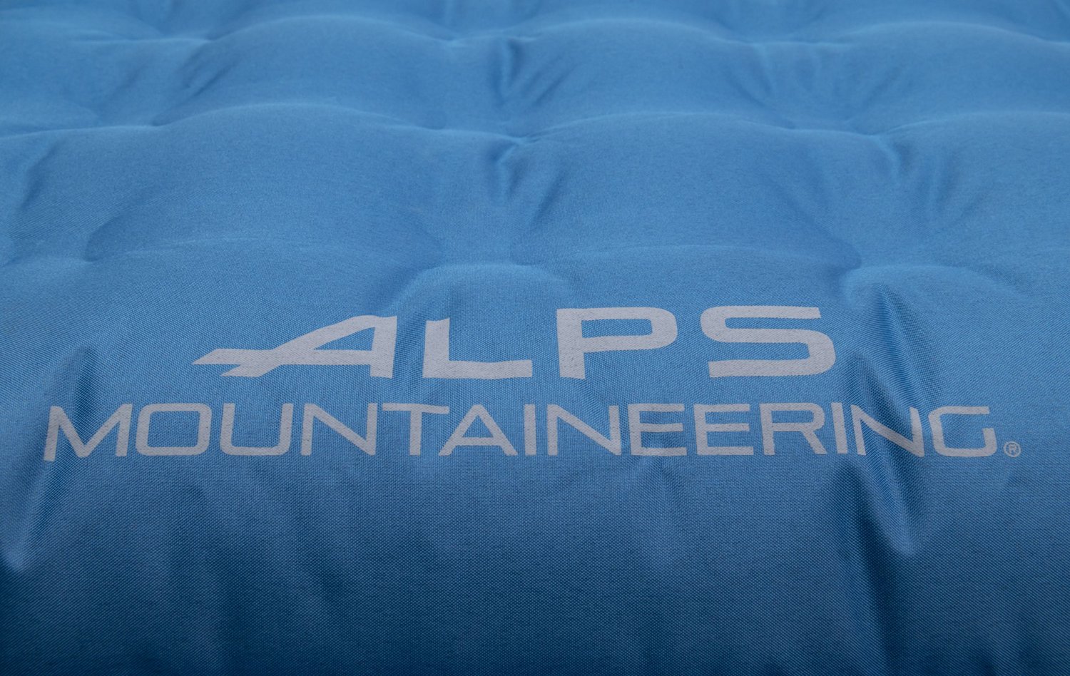 ALPS Mountaineering Queen Vertex Air Bed Academy