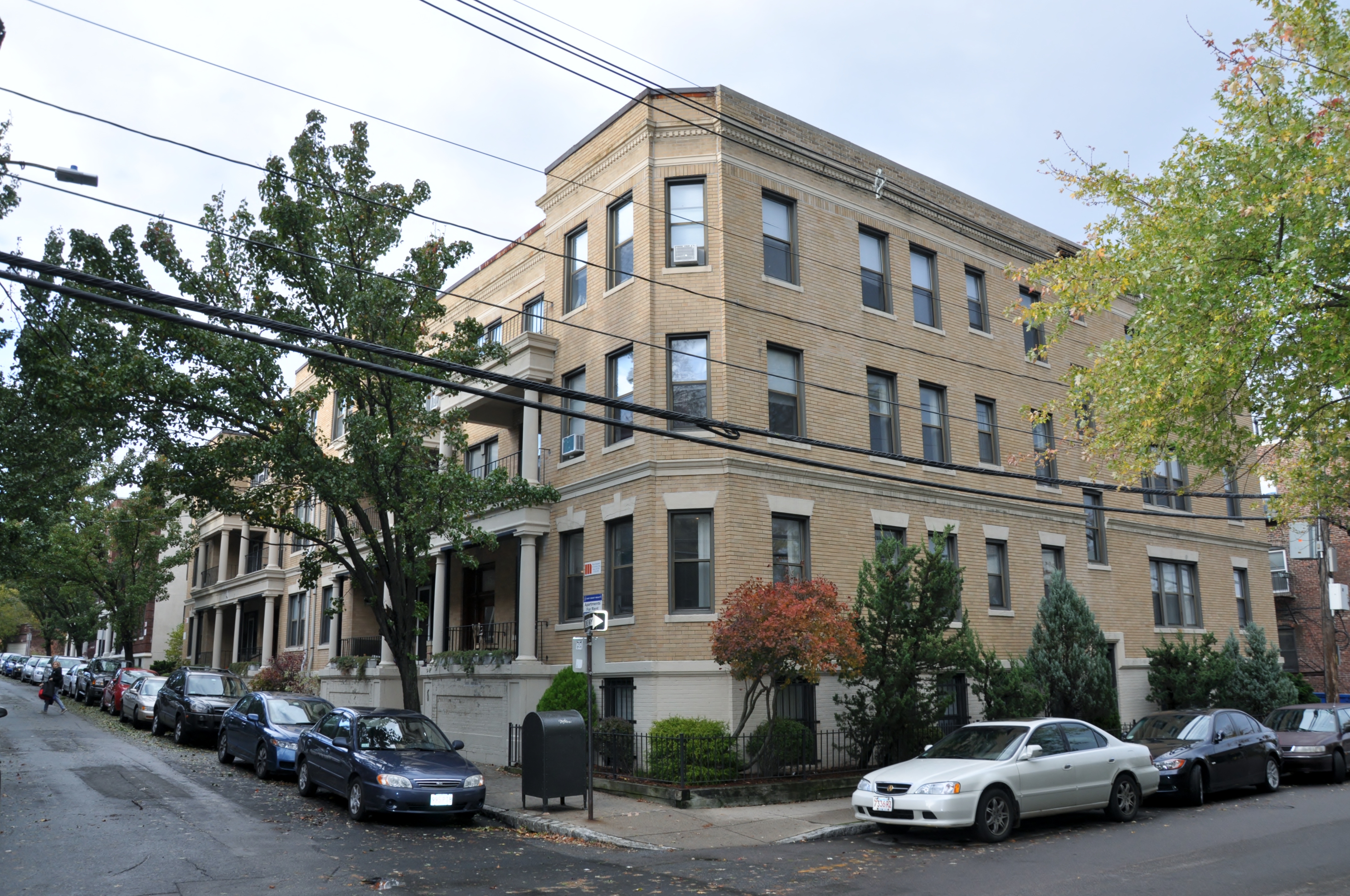 DSC_0319 Academy Hill Realty