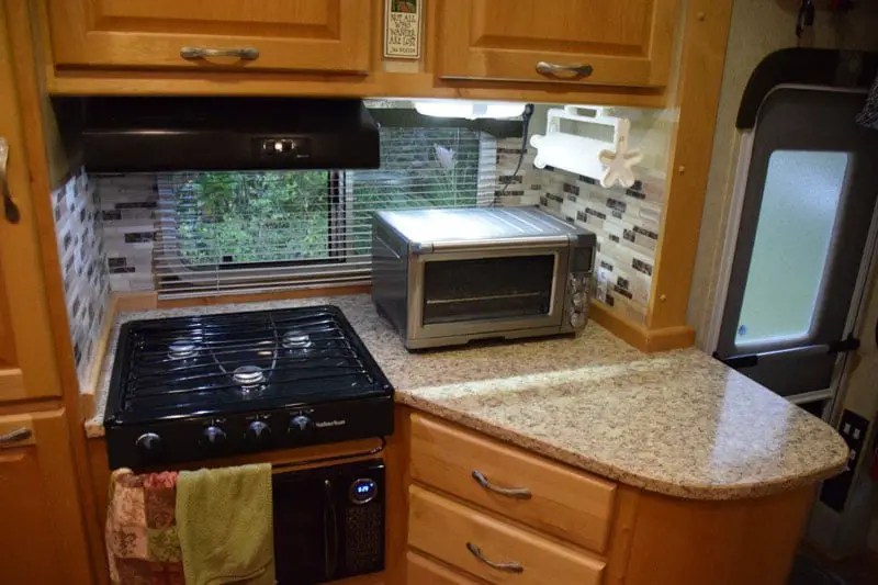 Top 5 Best Toaster Oven for RV Use Camper Vans and RVs