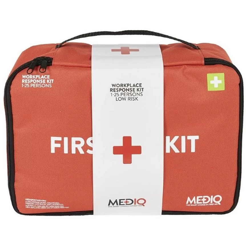 ESSENTIAL VEHICLE FIRST AID KIT IN SOFT PACK Accelerated Training