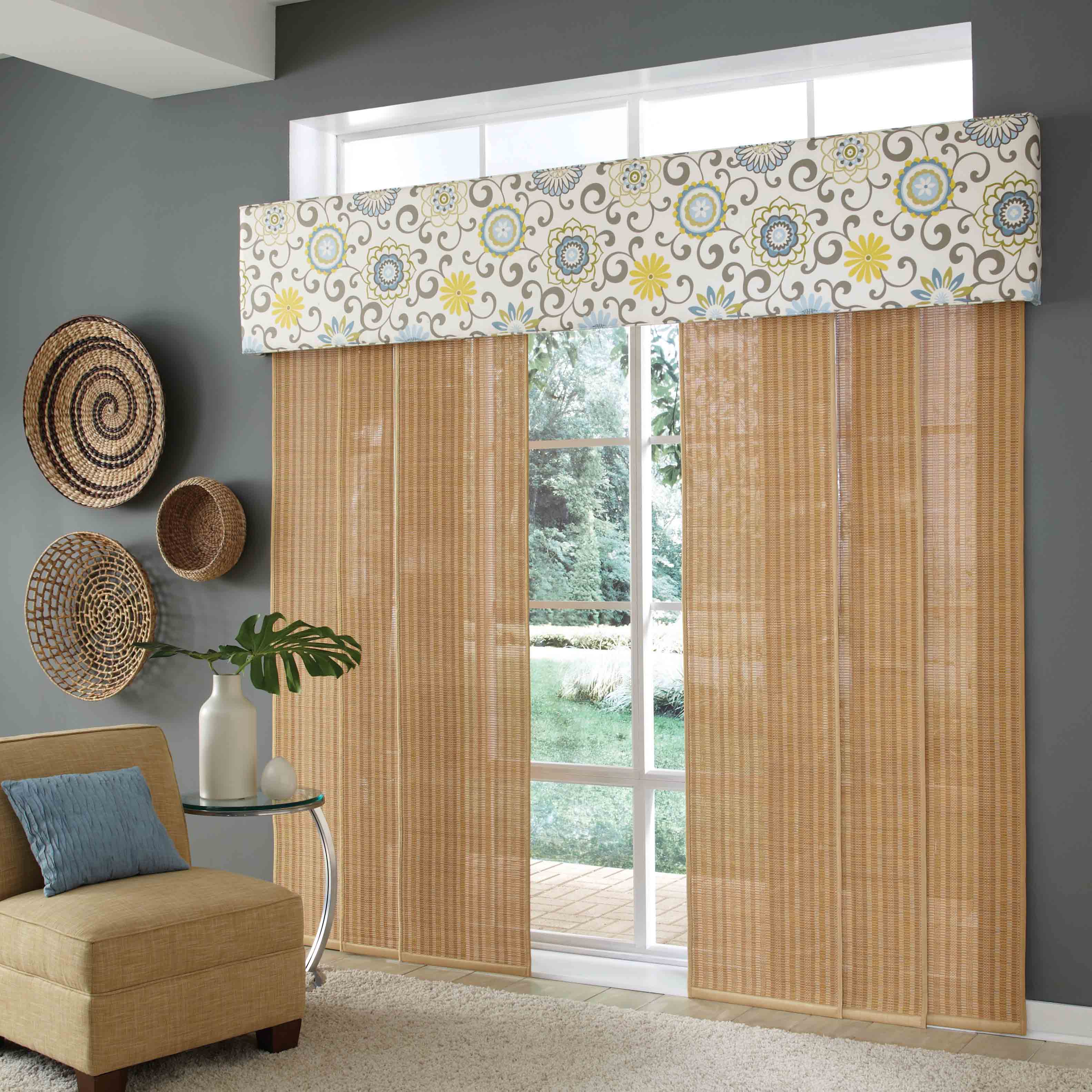 Manh Truc Woven Shades Accent on Windows