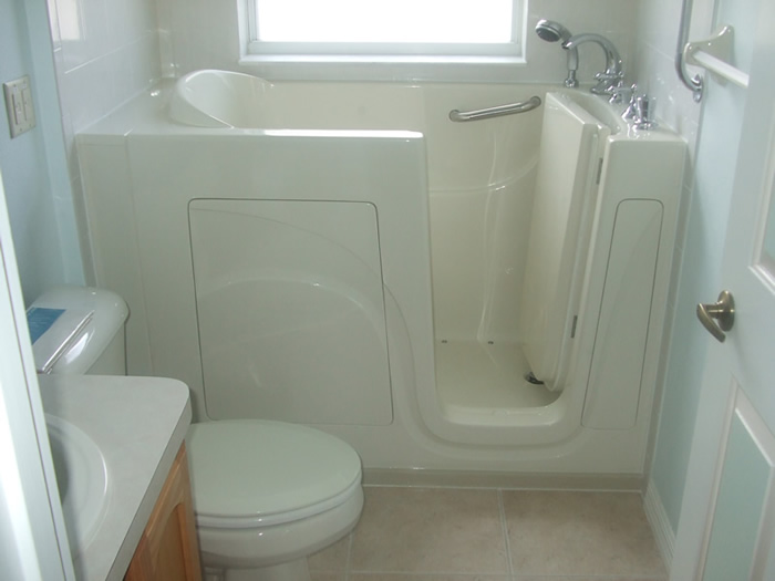 6 Ways to Remodel a Bathroom for the Elderly