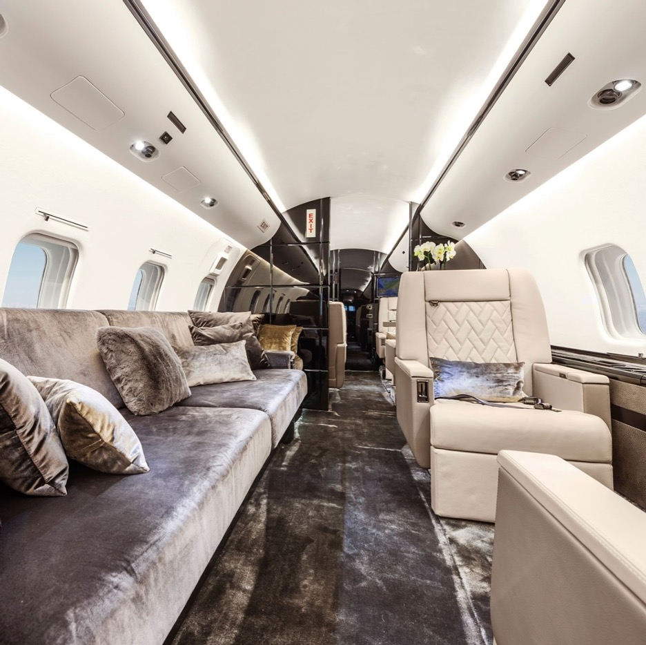 The Business Benefits of Using a Group Charter Specialist Access Jet