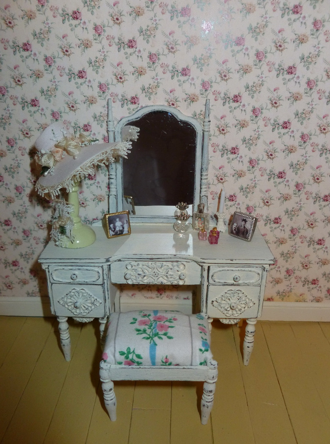 Shabby Chic Vanity Table Home Design Ideas