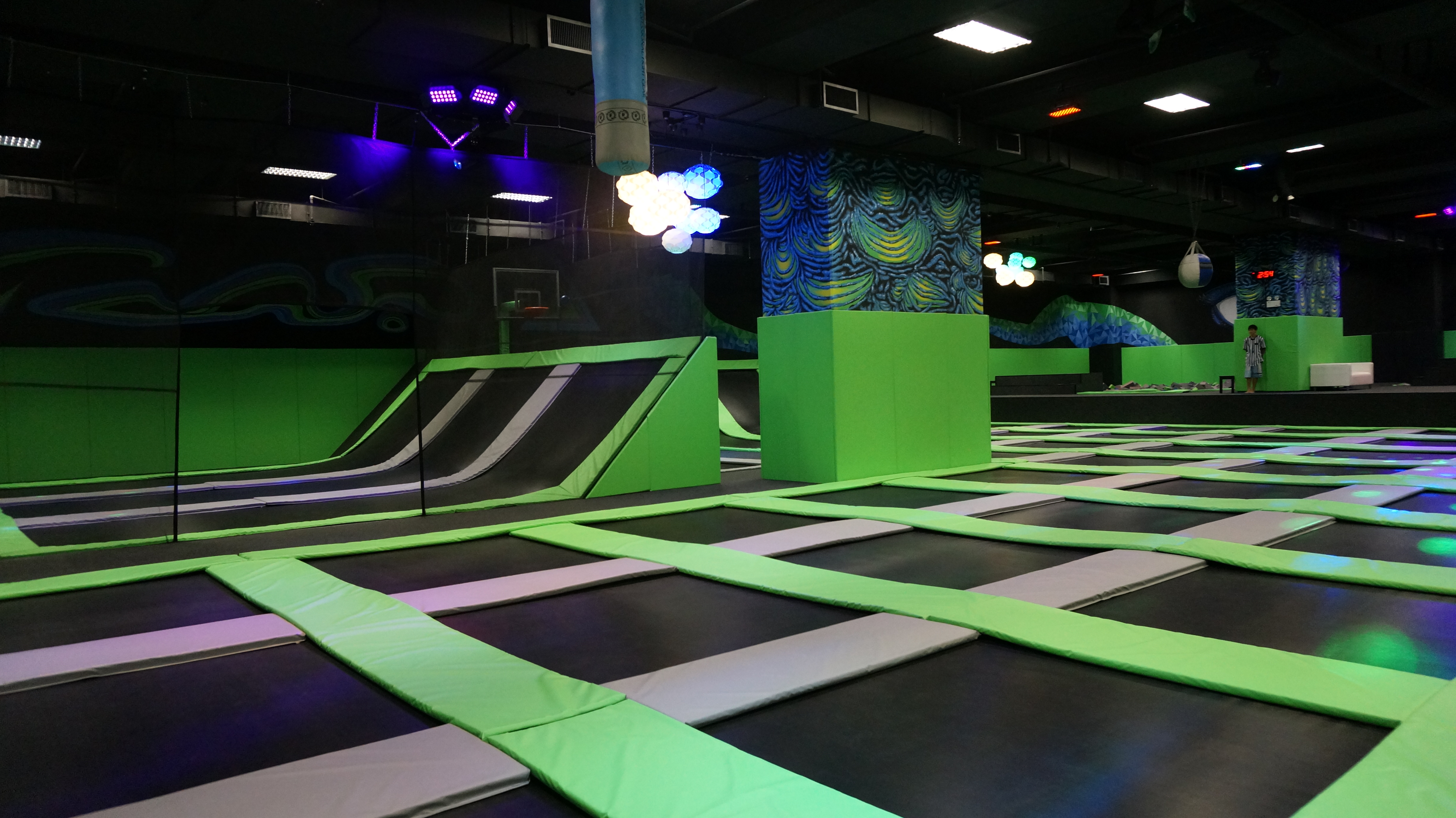 Ryze Hong Kong review the city’s first indoor trampoline park bounces