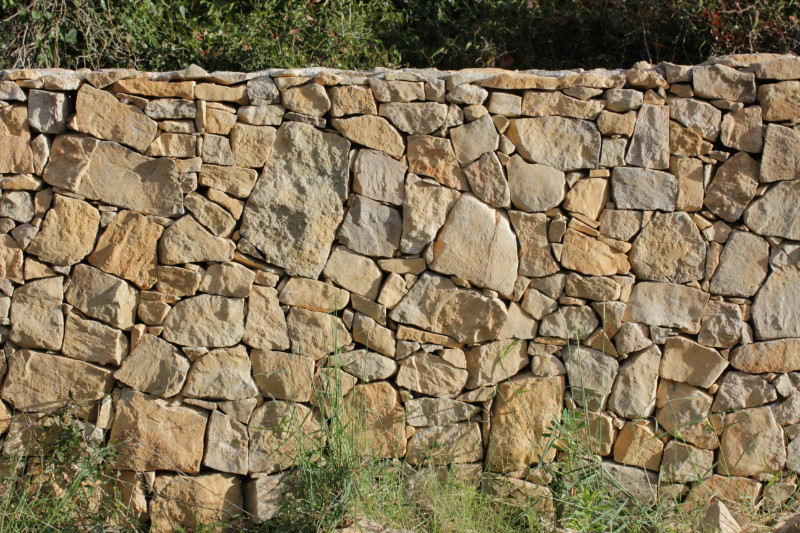 Mur de pierre sèche Acclimatons