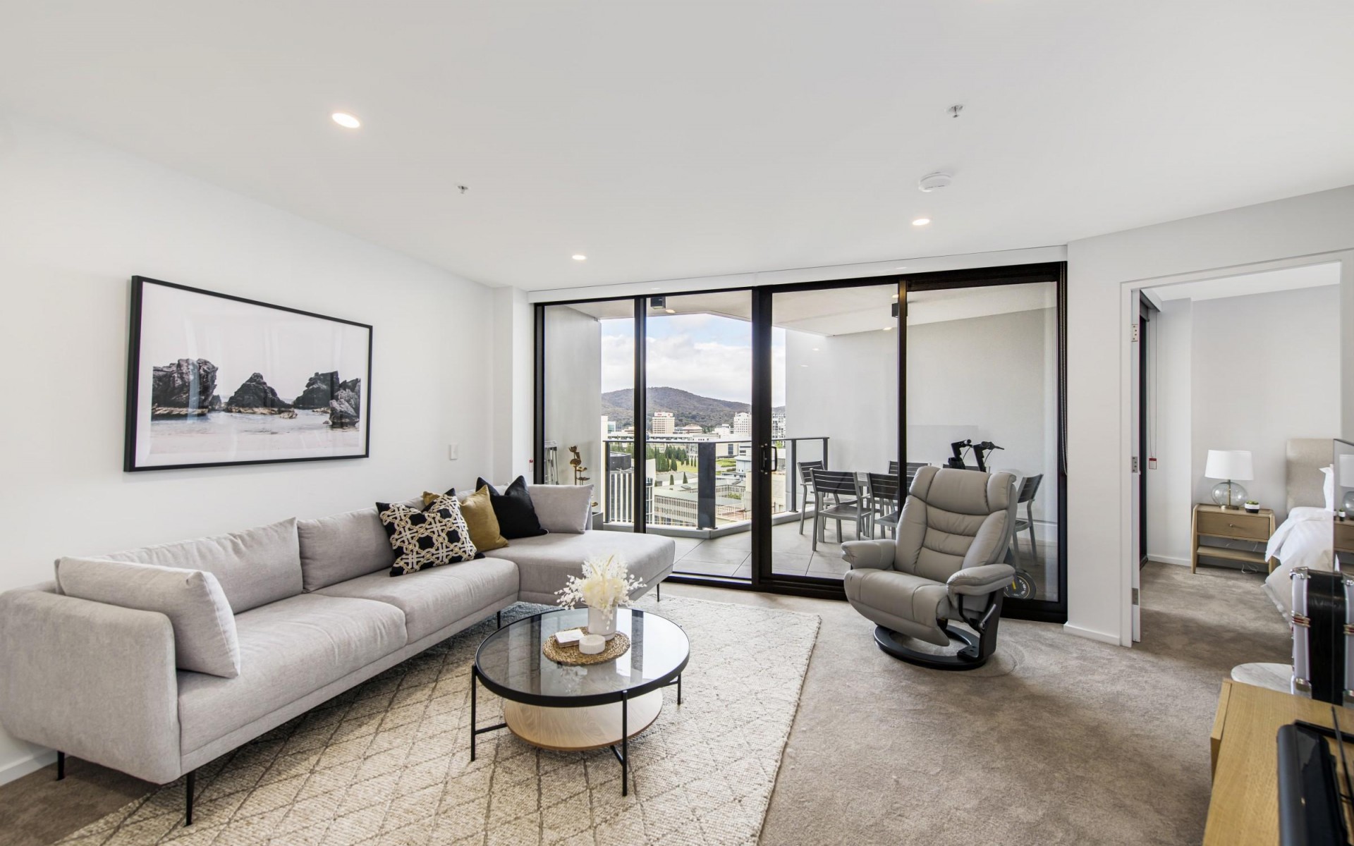 Shortterm rental versus Longterm rental