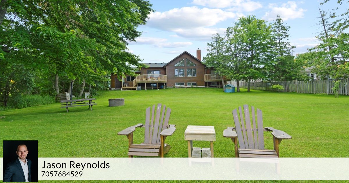 1494 Hawkswood Dr, Ennismore, ON K0L 1T0