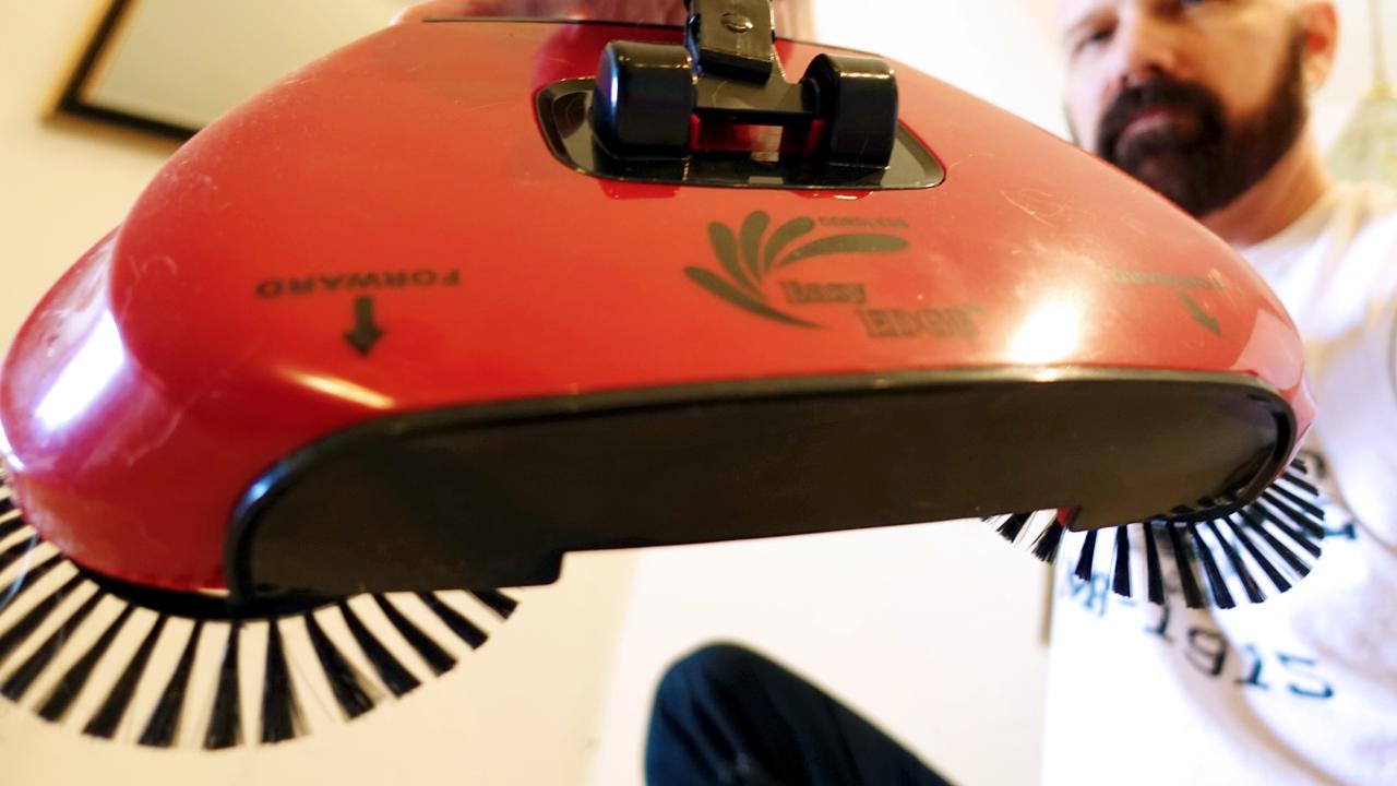 Will 2017 be the Year of the As Seen on TV Spin Broom? Accroya