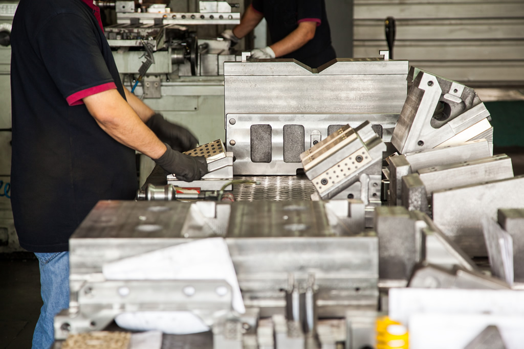Manufacturing inventory software for QuickBooks®
