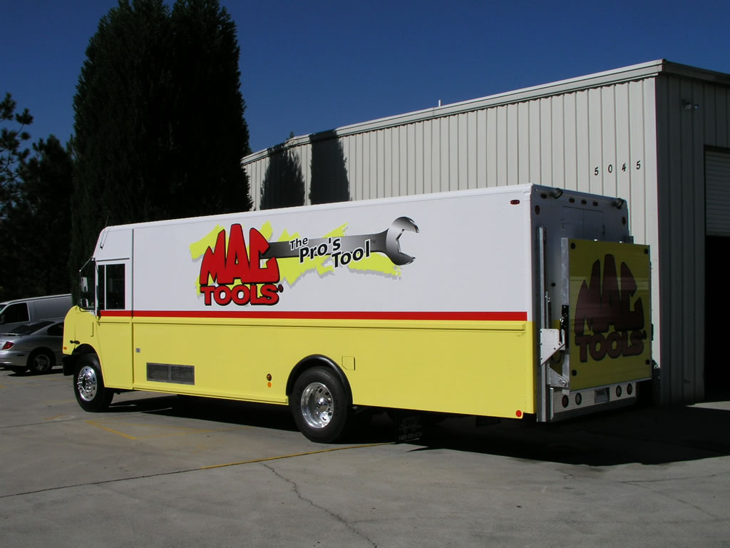 24′ Freightliner MT55 Mac Tools American Custom Design Vehicles