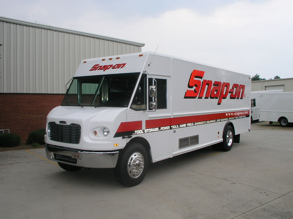 22′ Freightliner MT55 Snapon, Padilla American Custom Design Vehicles