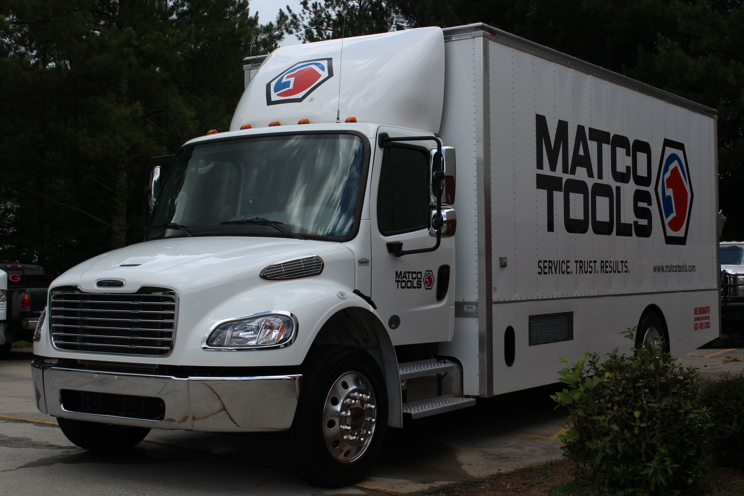 20′ Freightliner M2 American Custom Design Vehicles