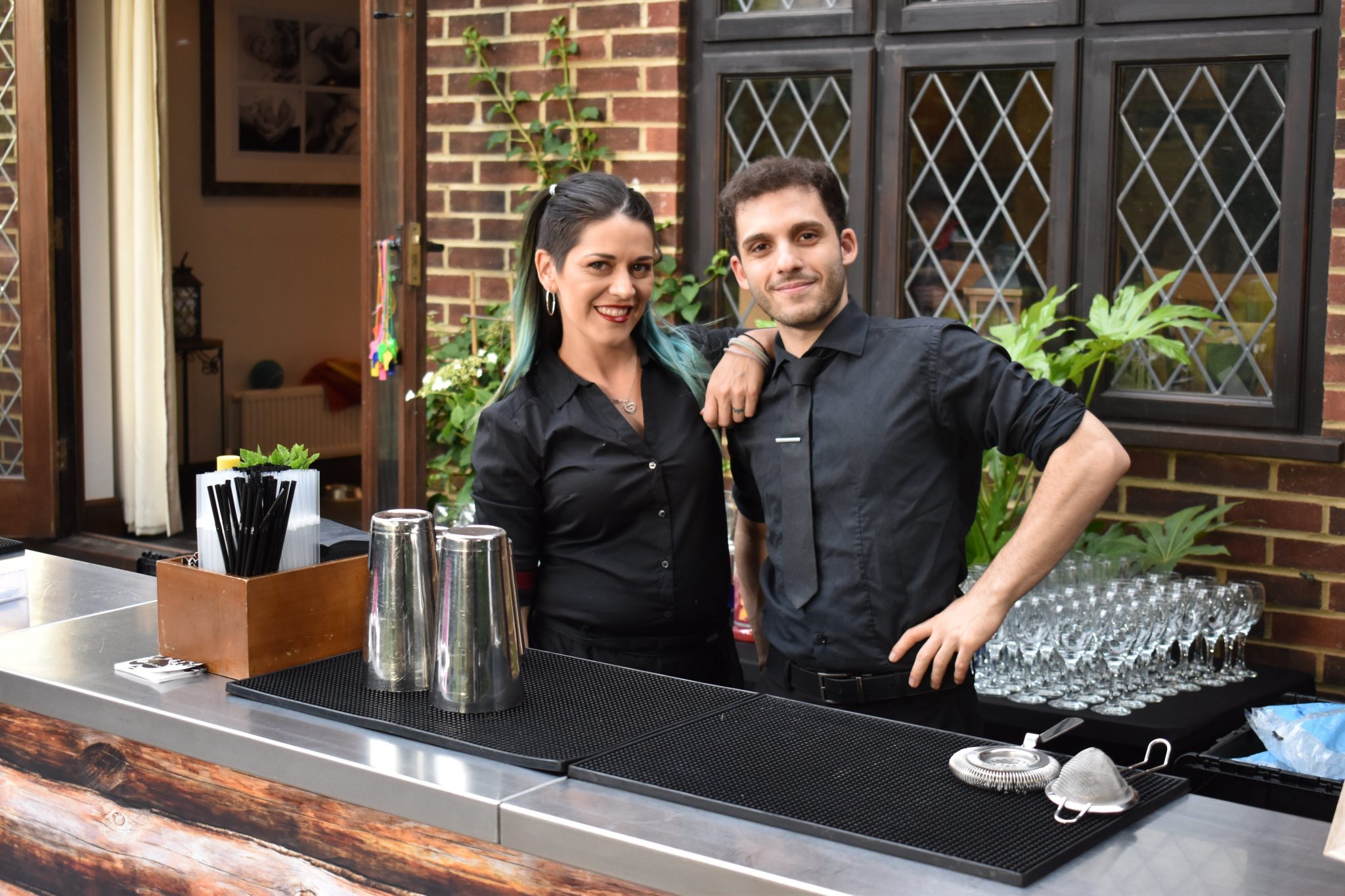 A garden cocktail party in Radlett, featuring our log fronted mobile