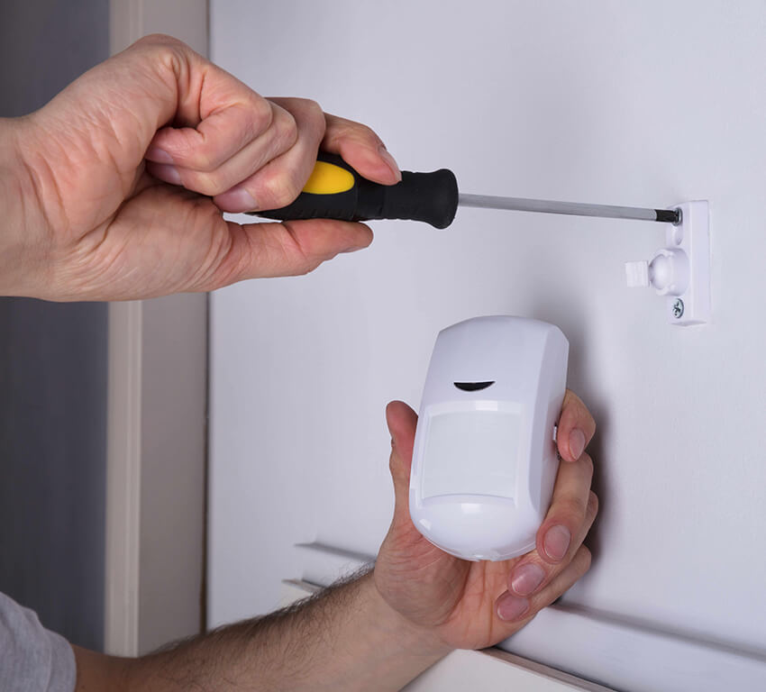 Best Home Alarm Systems in UK Alarm System for Houses