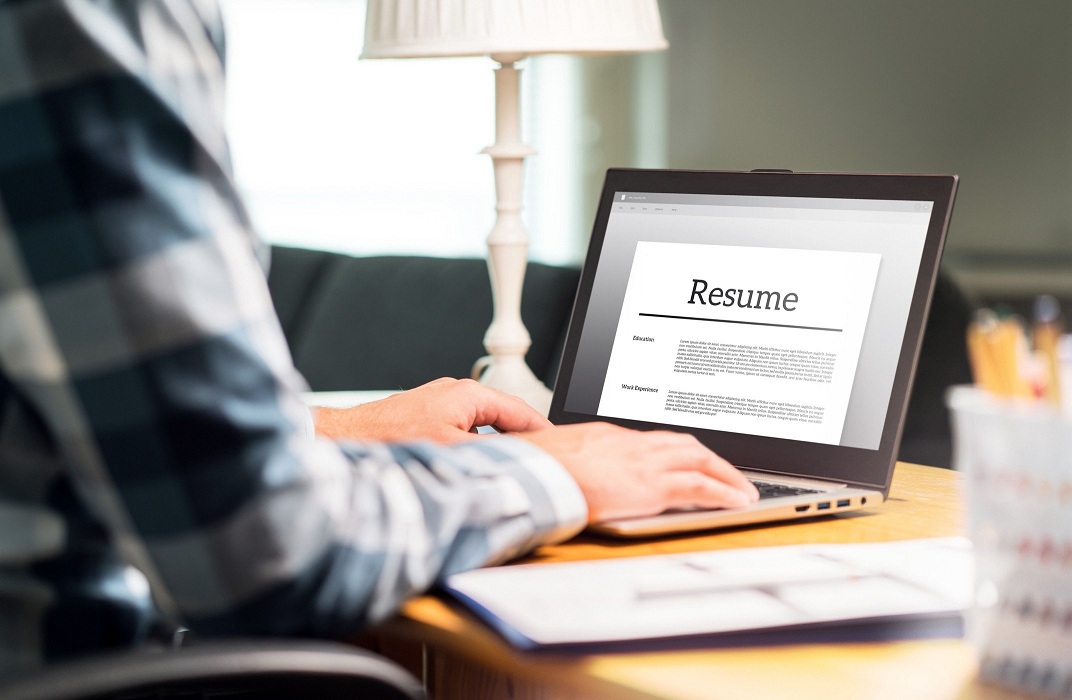 Apply for the best jobs with Resume Build from home