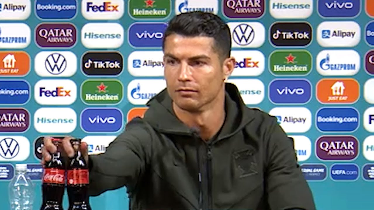 Ronaldo’dan kola tepkisi!