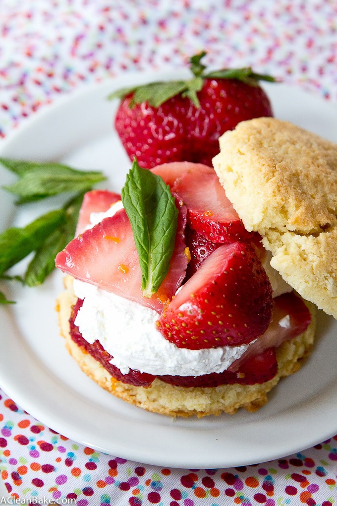 Paleo Strawberry Shortcake (gluten free, low carb)