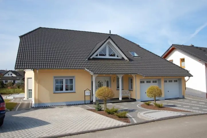 Hier finden Sie Ihr Traumhaus in Willich accollo Immobilien
