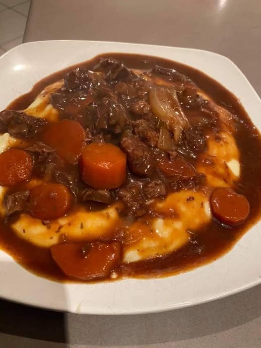 Beef & Red Wine Casserole acoking