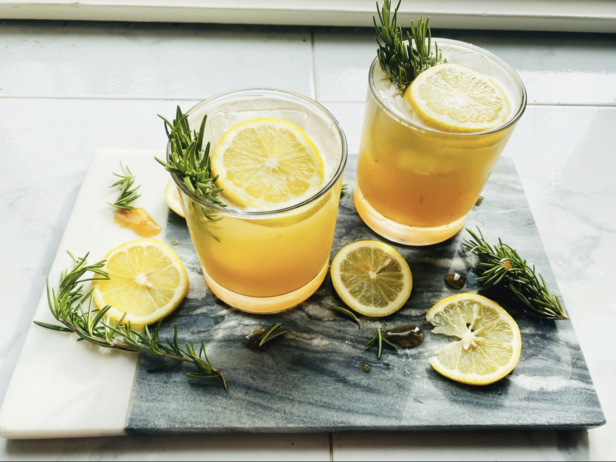 A Really Incredible and Refreshing Bourbon Honey Lemon Rosemary Cocktail