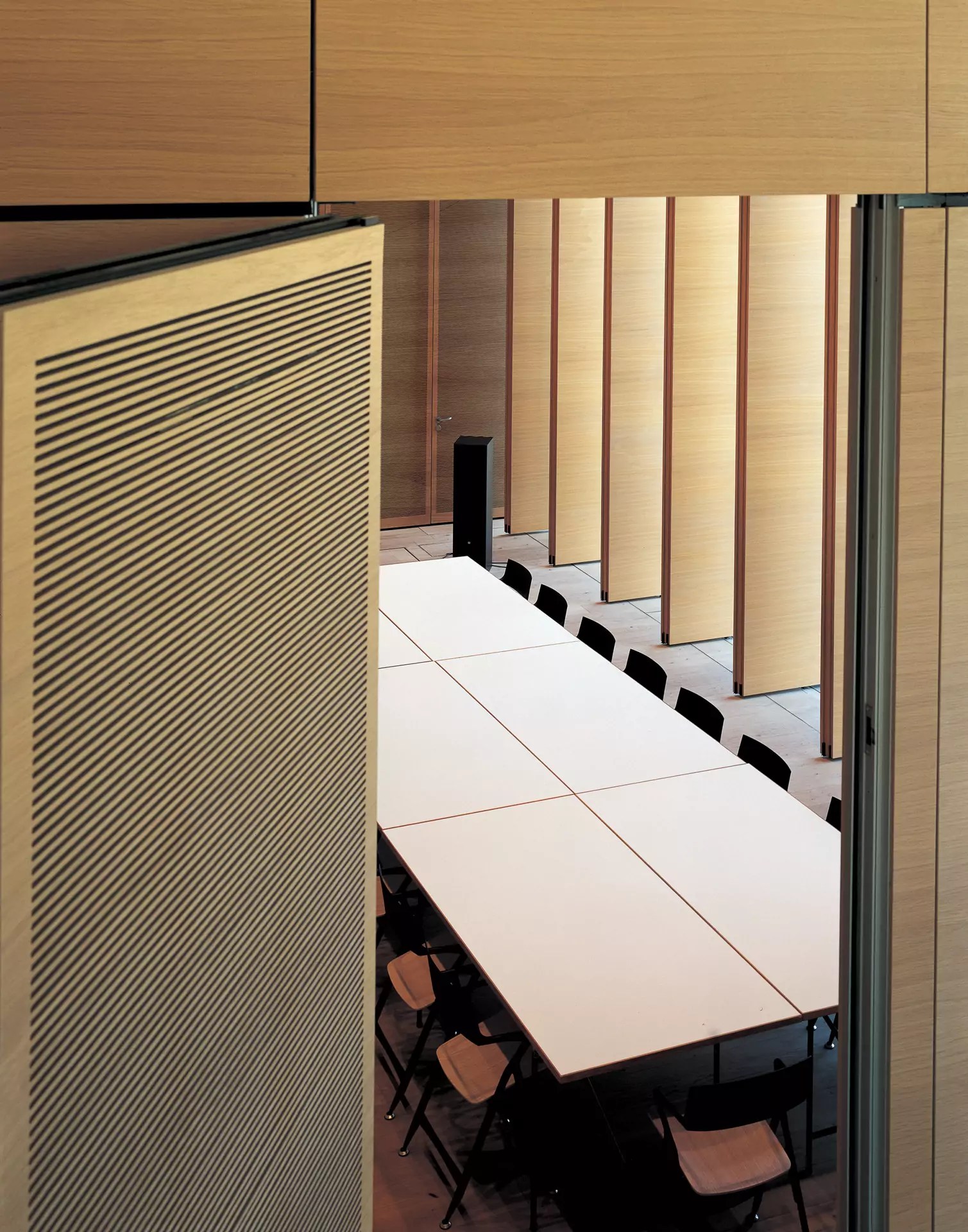 Edel Headquarters ACPV ARCHITECTS