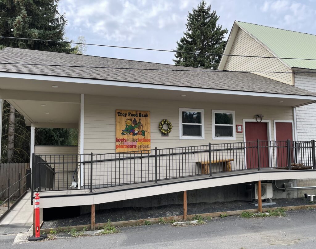 ACS Thrift Stores Located in Troy and Deary, Idaho!