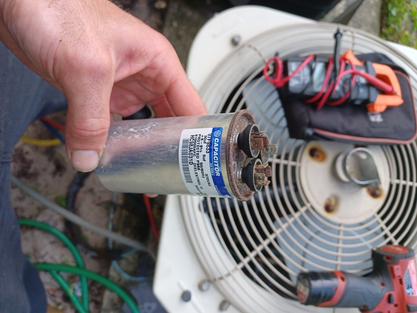 Understanding HVAC Capacitors Function, Failure, and Prevention A/C