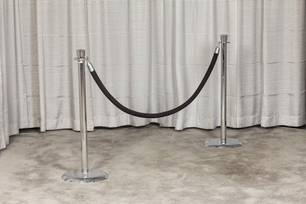 VELOUR ROPE BLACK Action Party Rental Ltd.