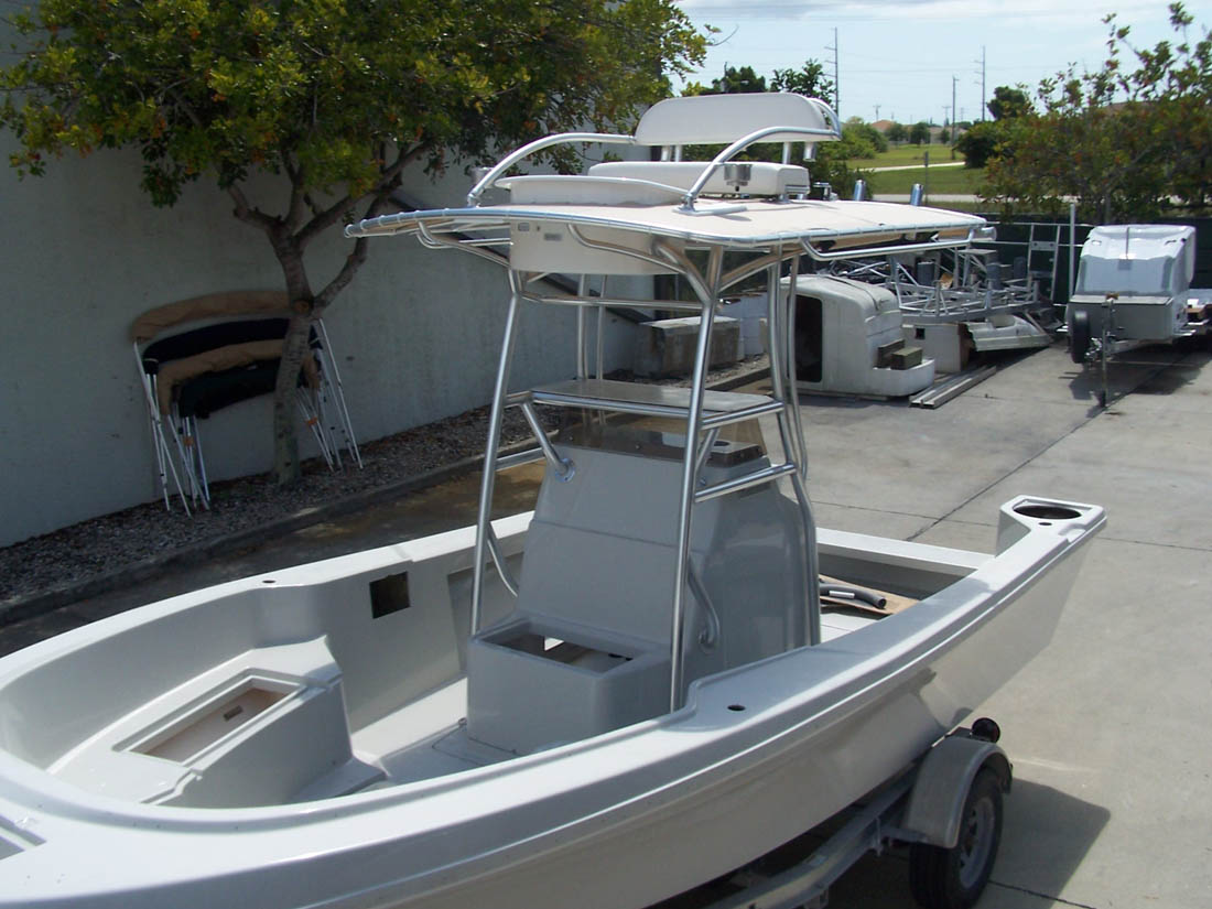 Upper Helm TTowers on Center Consoles for the Mako Boat