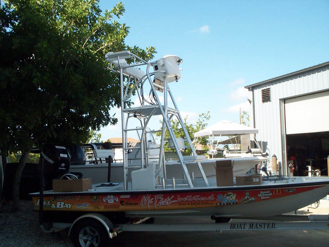 Lake and Bay Flats Boat and Bay Boat Towers Photo Gallery