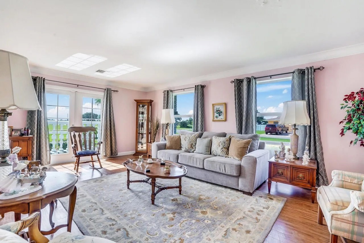 House in Belle Glade for sale in Florida Activa Realty Florida