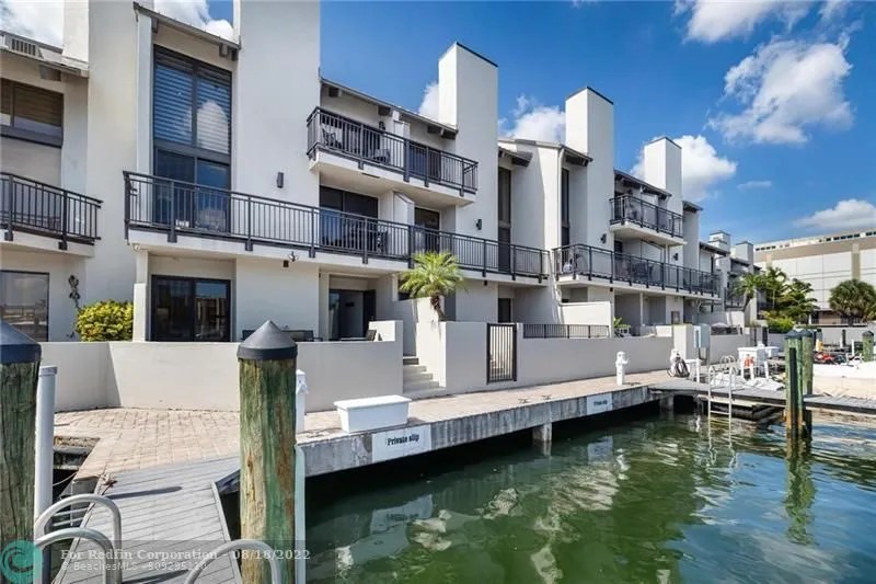 Portside Yacht Club in Fort Lauderdale for sale Activa Realty Florida
