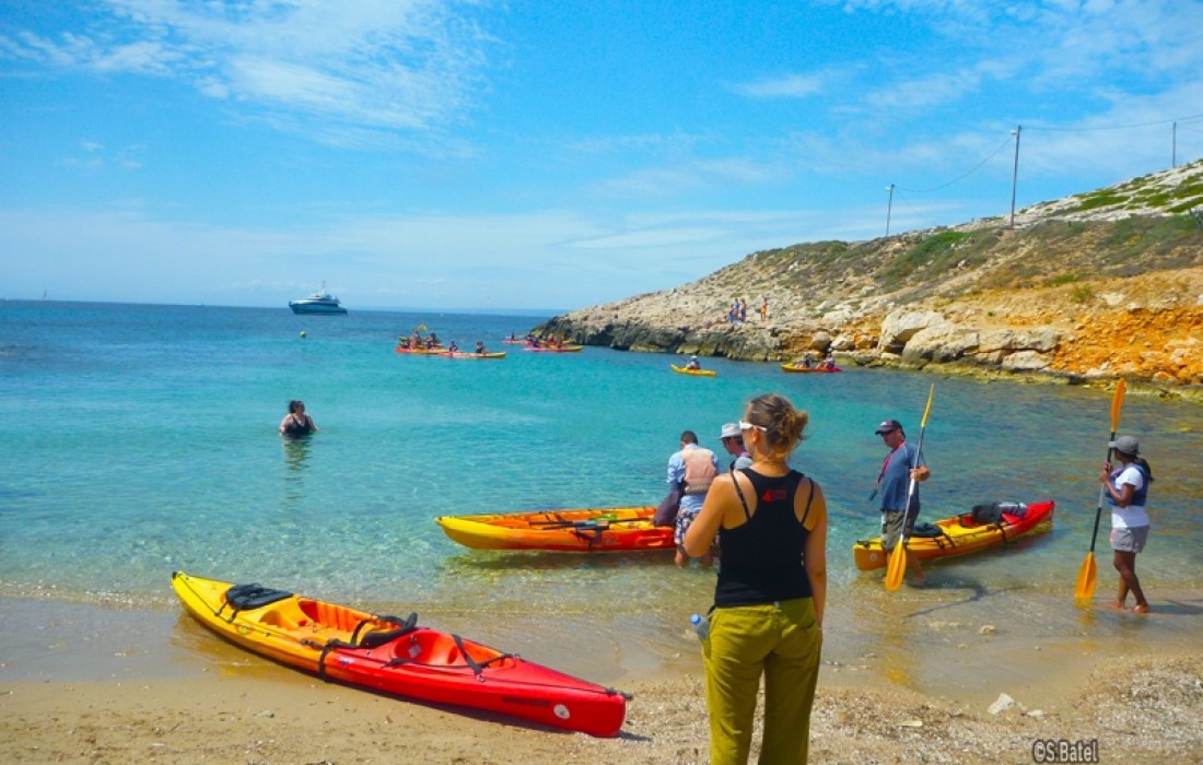 Sortie canoë kayak autour des îles de Marseille et dans