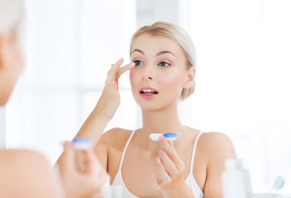 8 Clear Tips for Contact Lens Hygiene ActiveBeat Your Daily Dose of