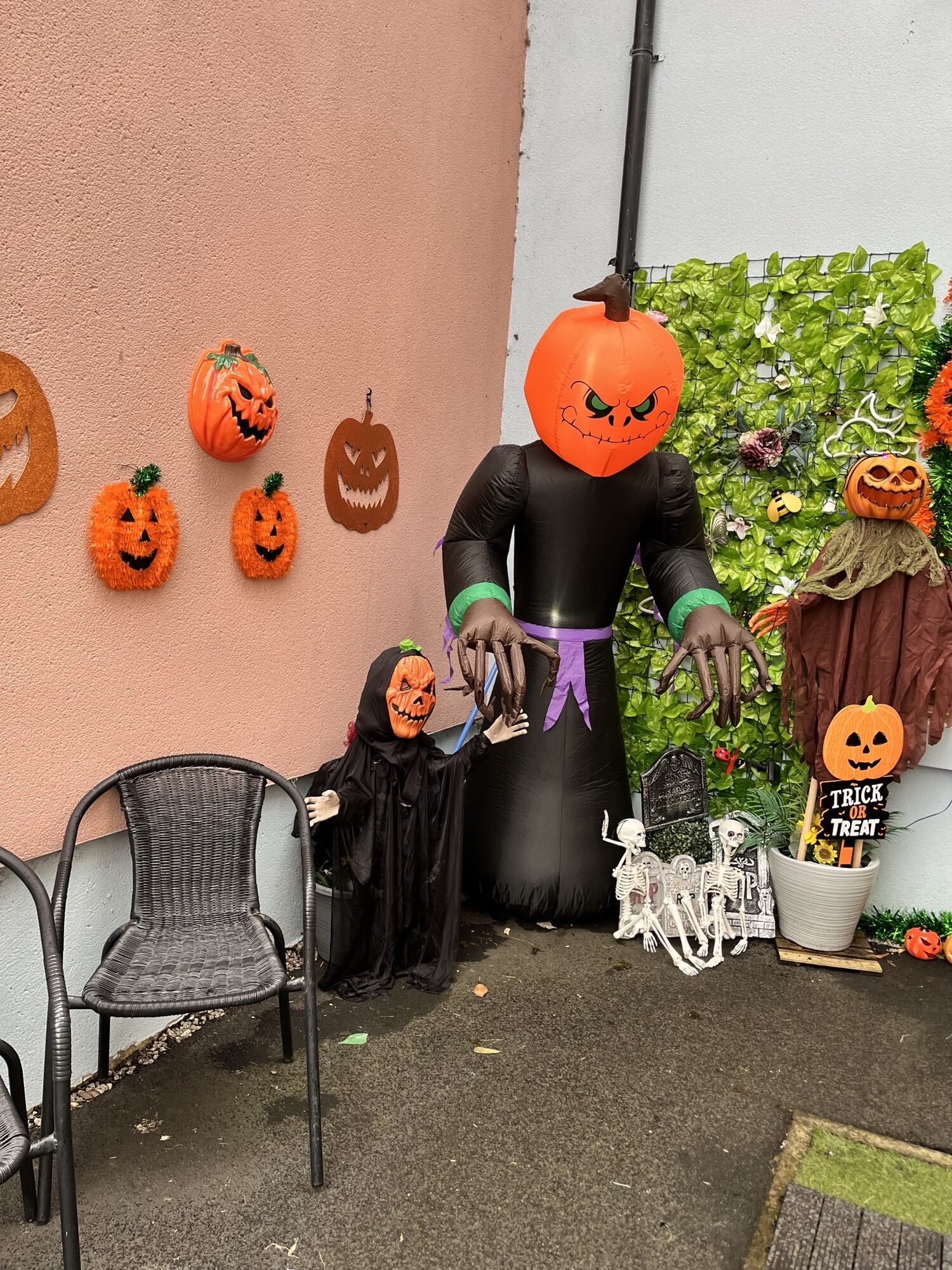 Halloween at Moorpark Place Active Care Group