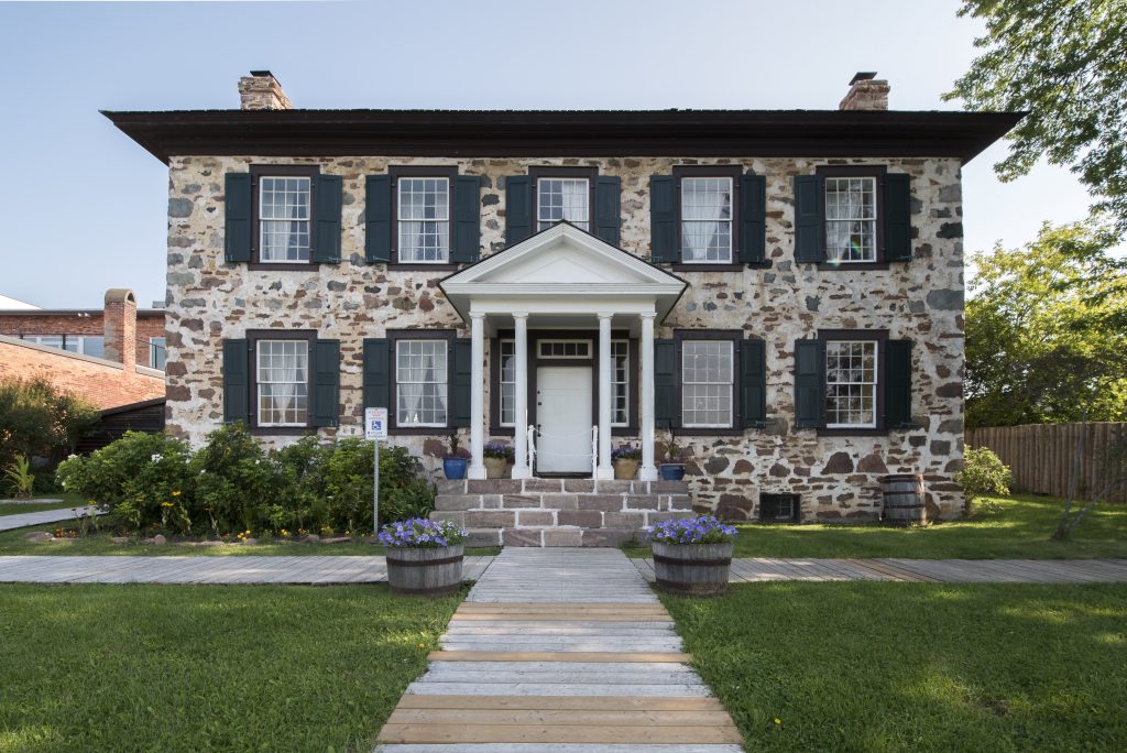 Interpretation, Interaction, and Critique at House Museums Active History