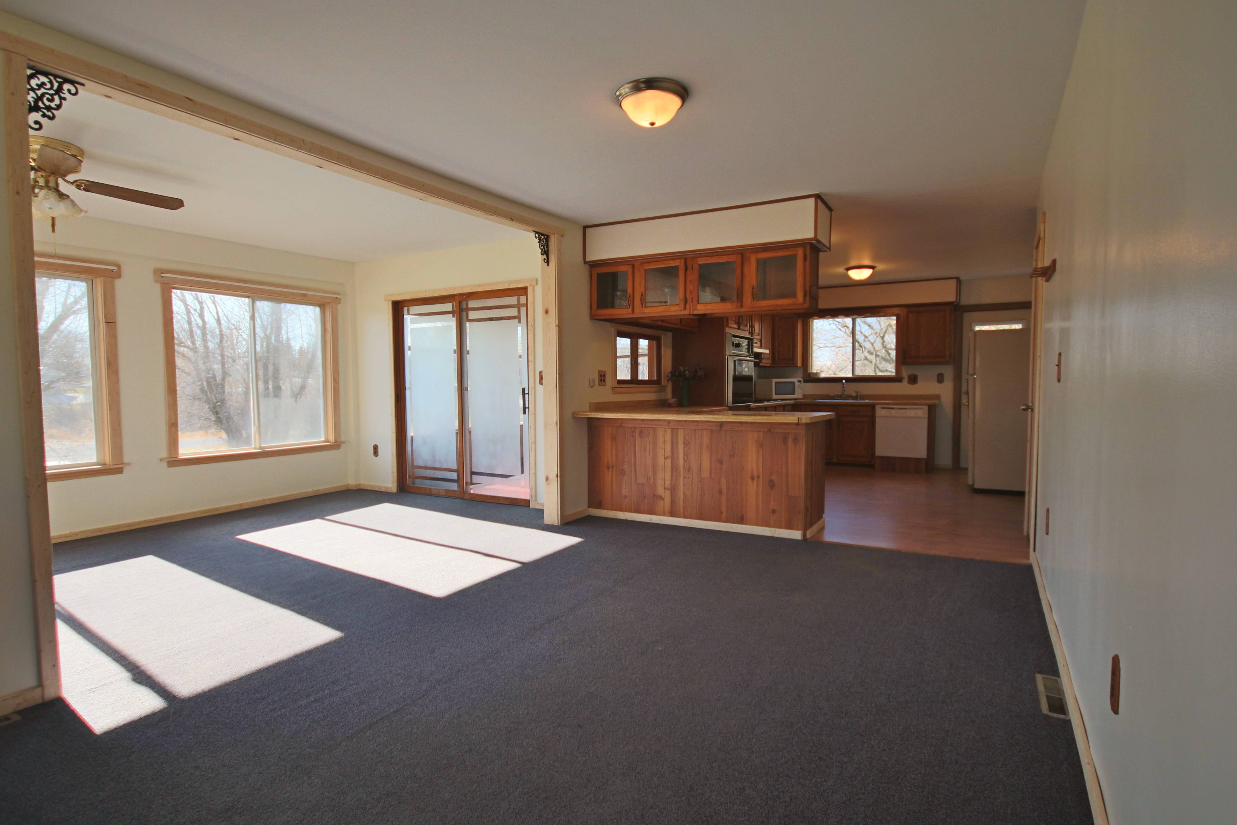 Pine City Home on 7 acres!!