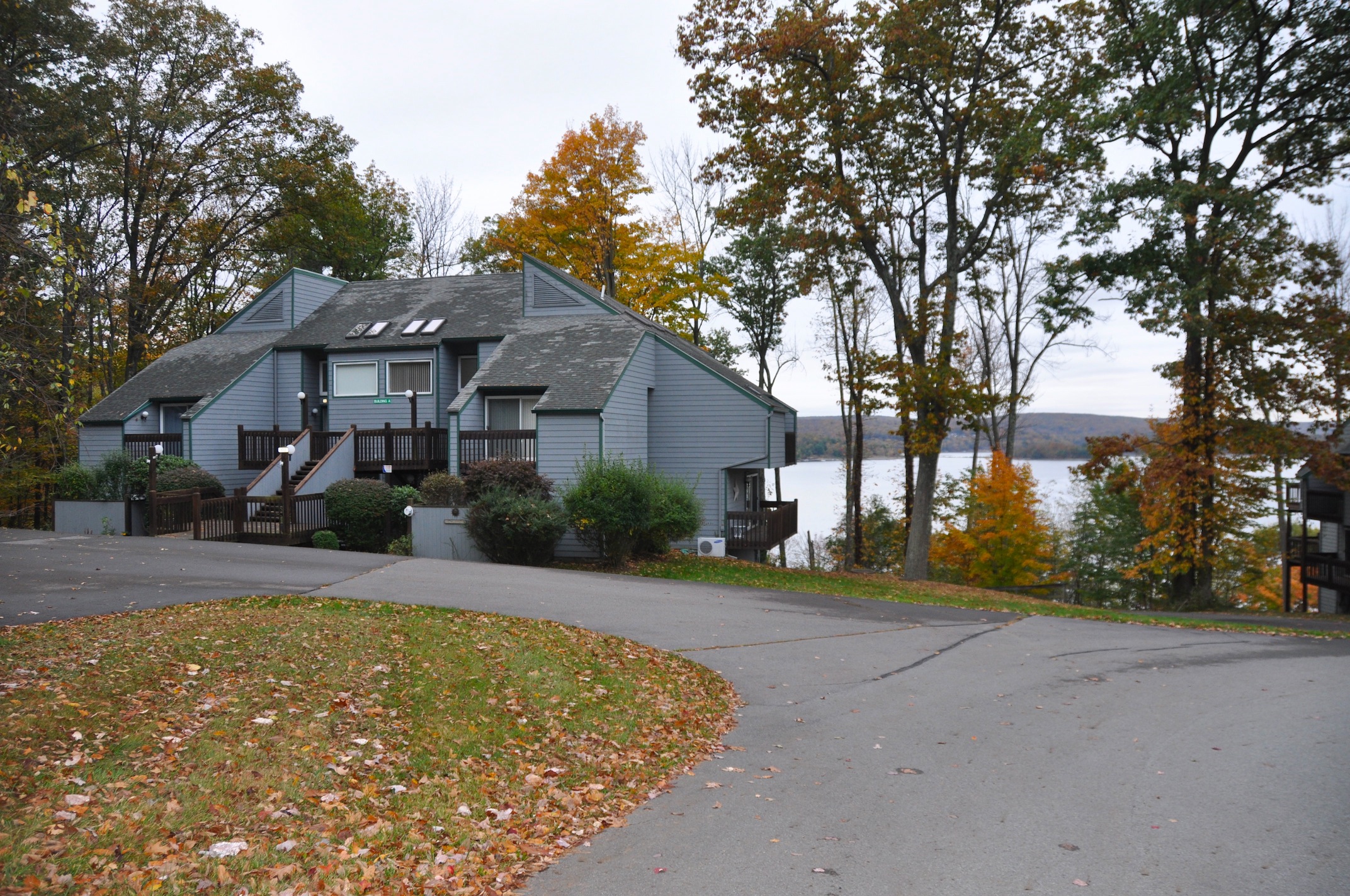 Circle Green Condominiums and Townhouses in the Pocono Mountains