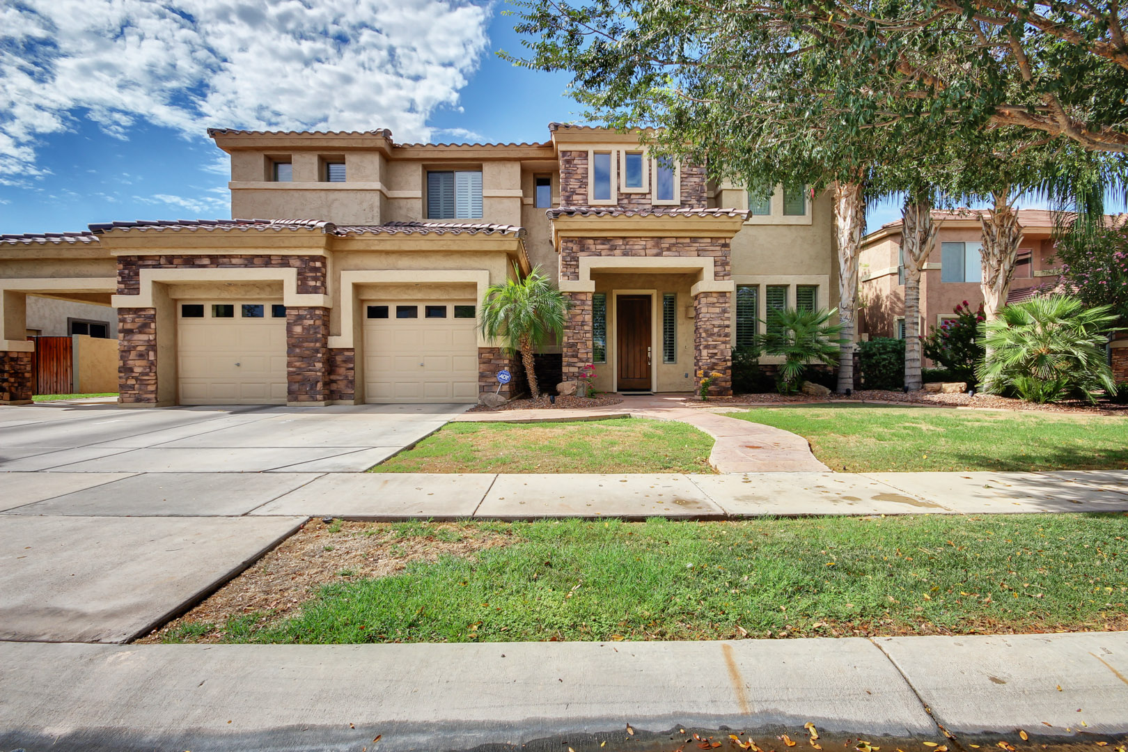 Arden Park Chandler Home for Sale 365 W Bluebird Drive, Chandler AZ