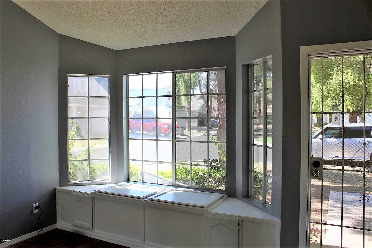 Twelve Oaks in Chandler 253 S Rush Cr W for Sale!