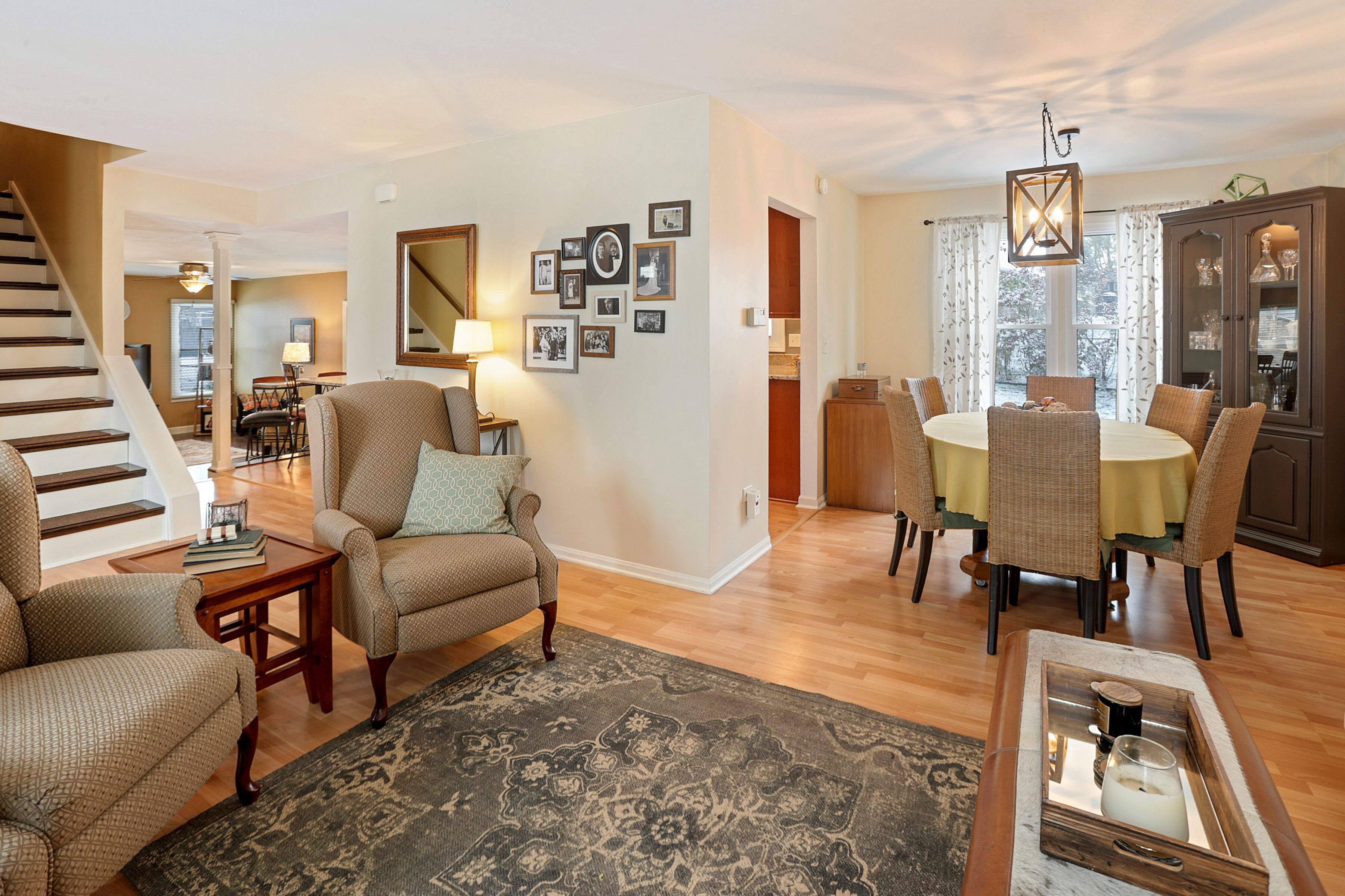 OPEN HOUSE in Hoffman Estates 1100 Warington Lane 11/