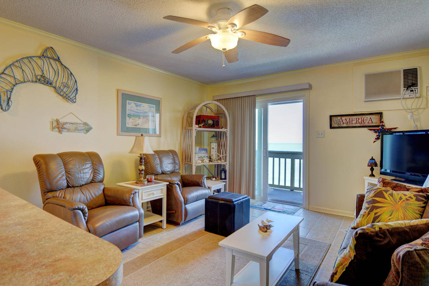 New Listing! 1 BR 532 sq.ft. Condo in Topsail Reef!