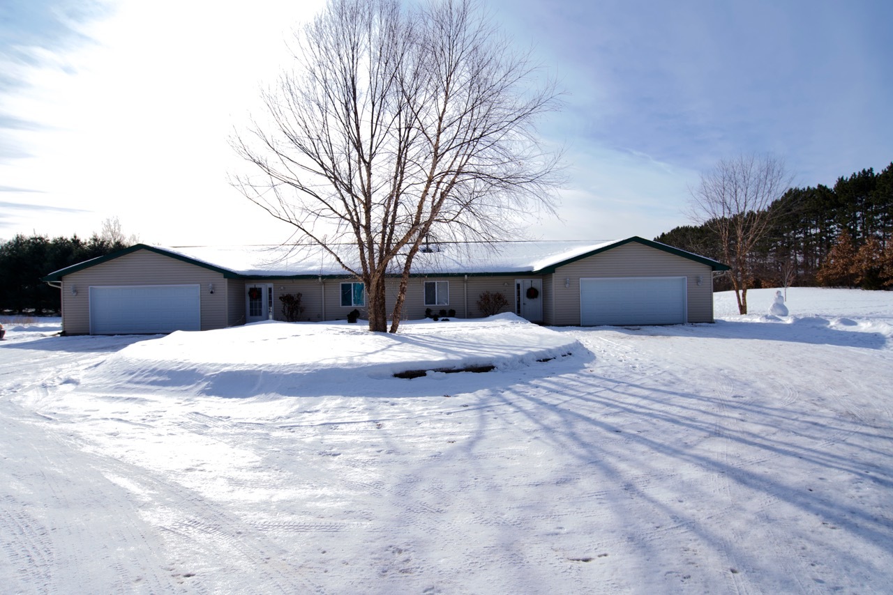 Re/Max Results North Branch Duplex