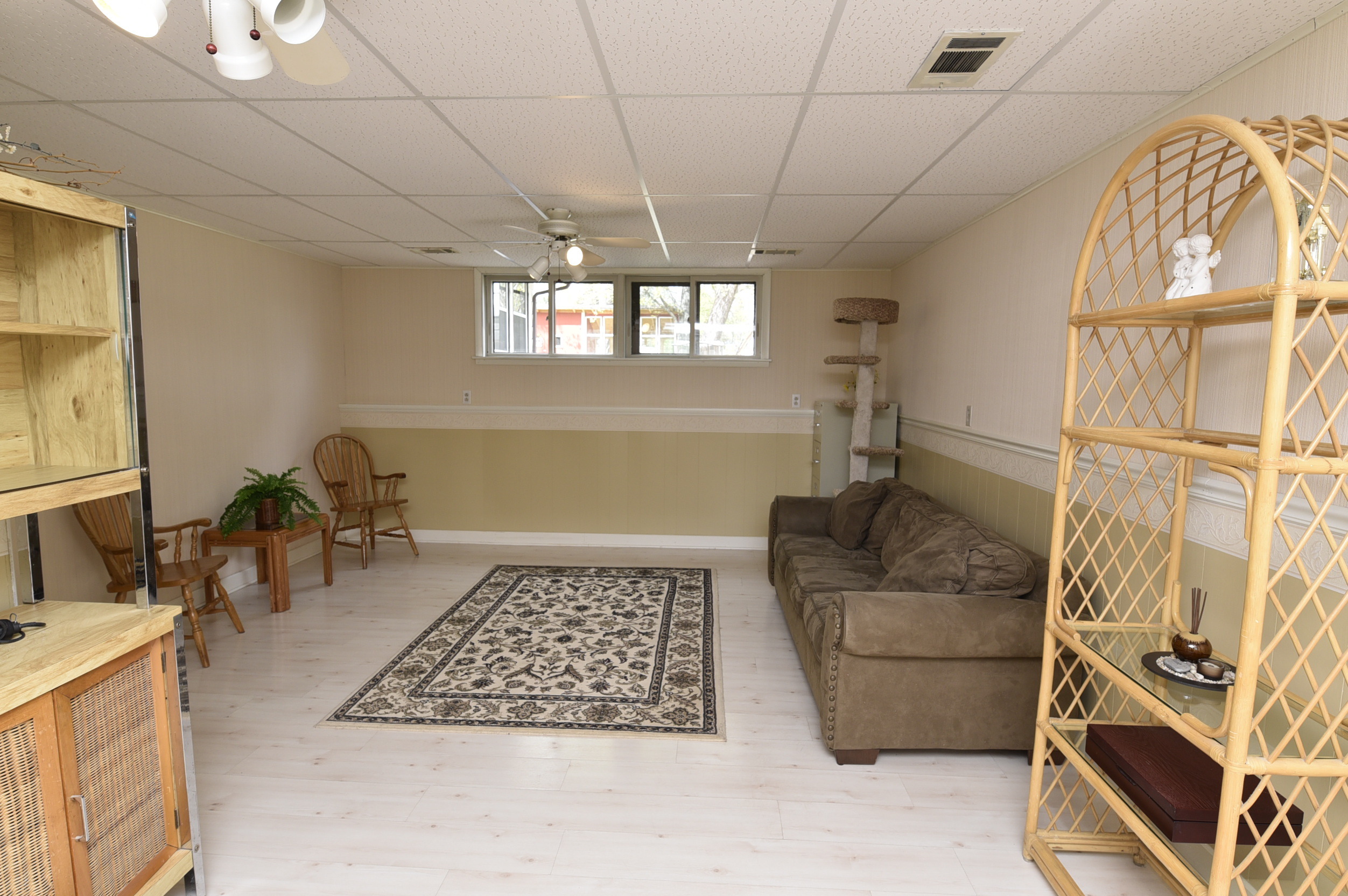 Re/Max ResultsRenovated Home for Sale in Cambridge MN!