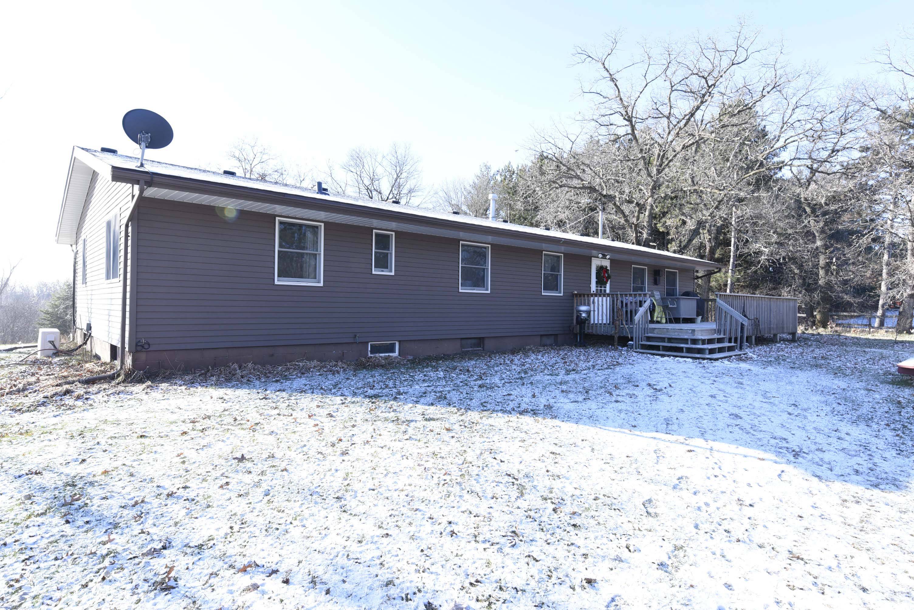 Re/Max Results Price Improved Hobby Farm in Becker MN