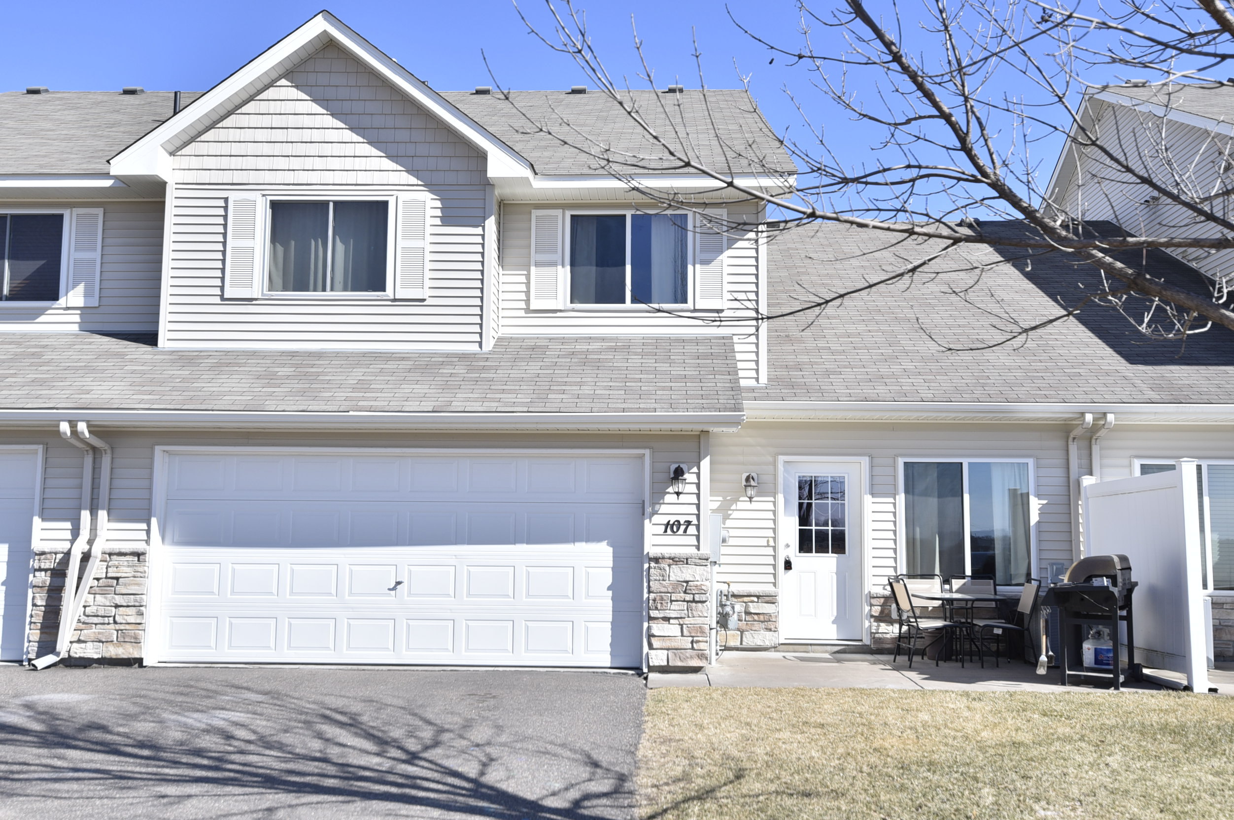 Re/Max Results 2BR/2BA Townhome in St. Francis